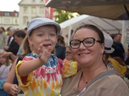 Festhandlung
