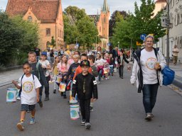 Festhandlung